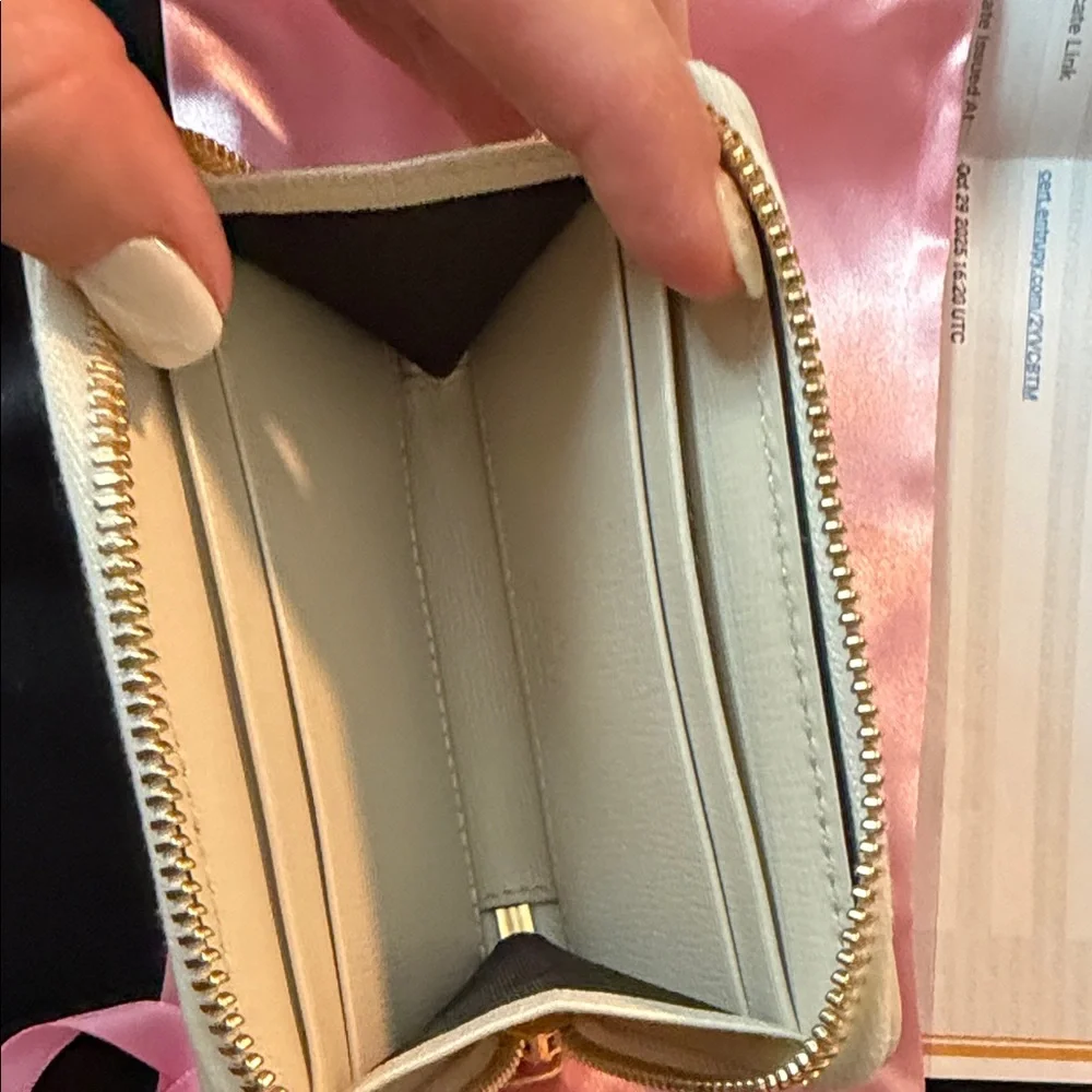 Beige and Gold Wallet with Horsebit Detail - Picture 4 of 5